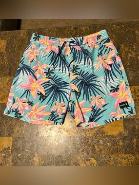 Hurley Mens Block Party Boardshorts Light Blue Hawaiian Size Medium W/3 Pockets
